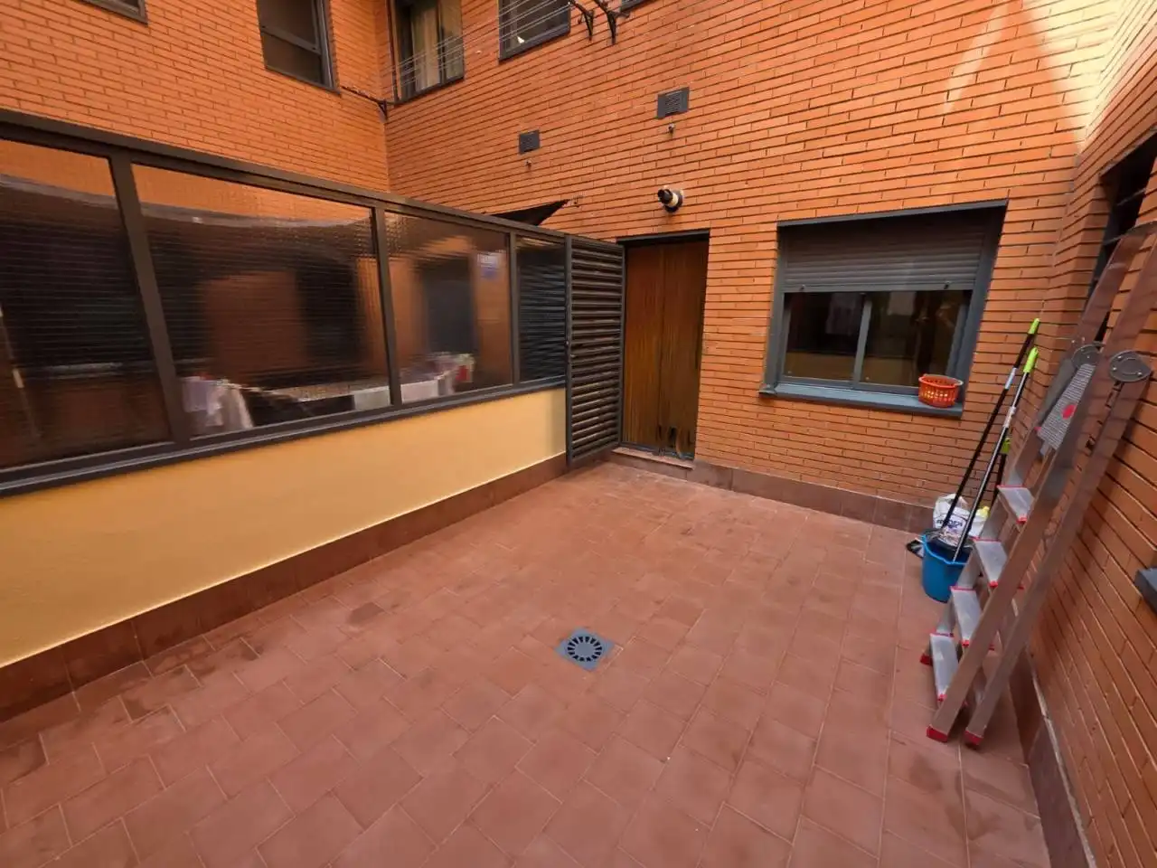 Terrassa de Pis de lloguer en Fuenlabrada amb Calefacció, Terrassa i Moblat