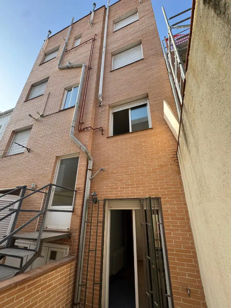 Vista exterior de Dúplex en venda en Madrid amb Aire condicionat i Calefacció