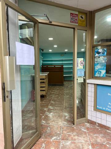 Local comercial en Alquiler en Carrer del Bisbe Messeguer, 22 en Instituts - Universitat