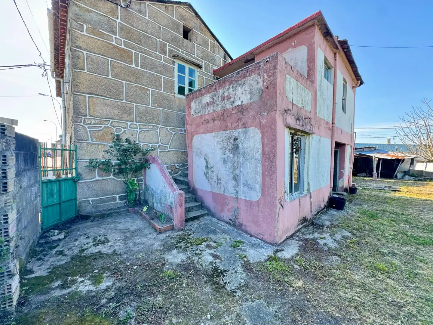Vista exterior de Casa o chalet en venta en Vigo  con Trastero y Balcón