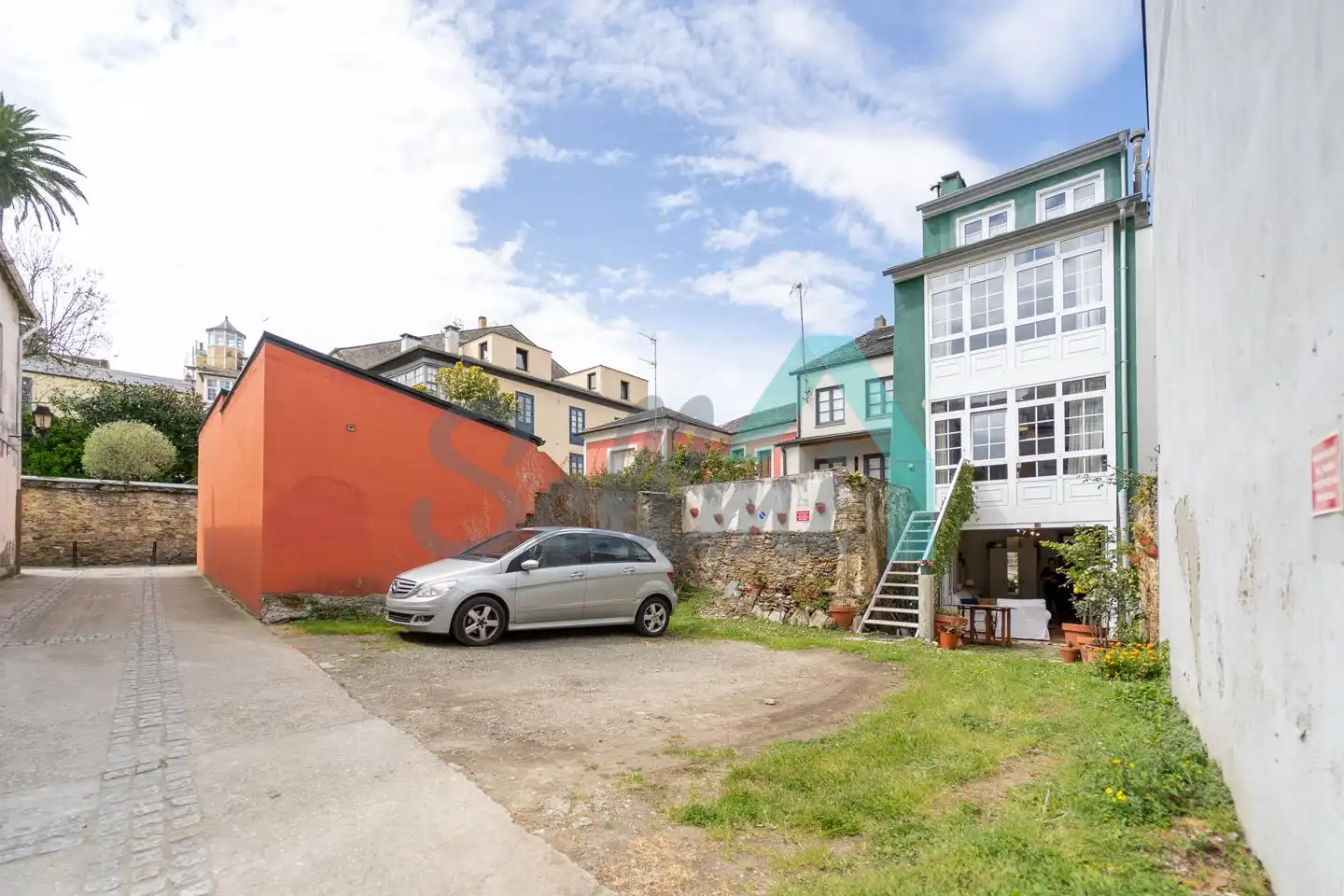 Vista exterior de Casa adosada en venta en Ribadeo con Calefacción, Jardín privado y Terraza