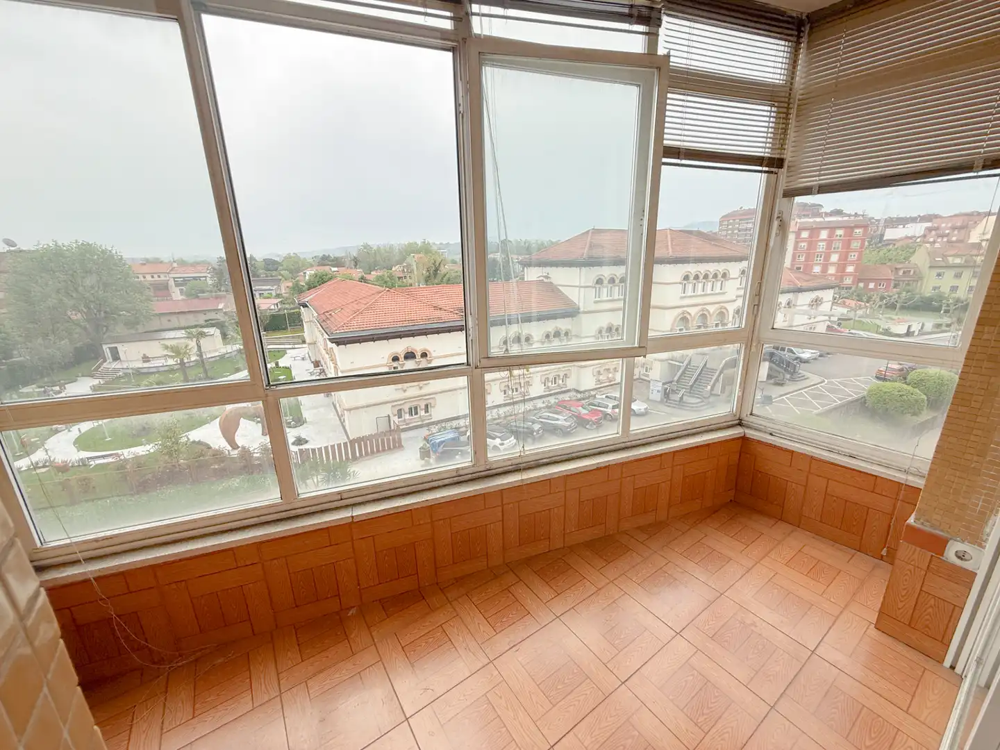 Terrassa de Pis en venda en Avilés amb Balcó
