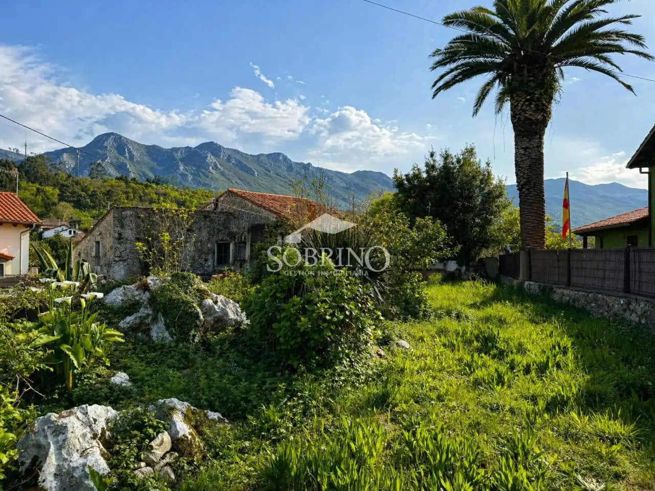Casa o xalet en venda en Llanes amb Jardí privat