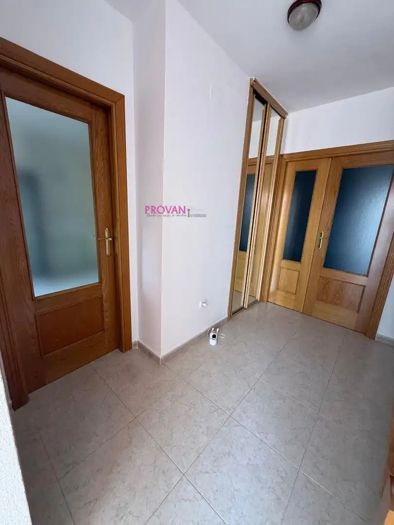 Semi-detached house with garden for sale in Galápagos, imagen 24