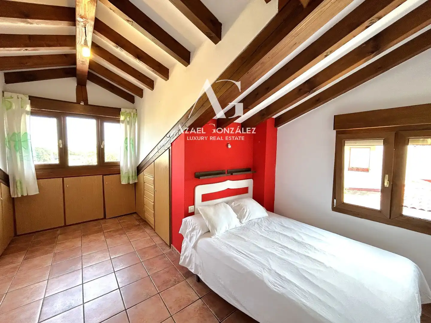 Dormitori de Casa o xalet en venda en San Vicente de la Barquera amb Calefacció, Jardí privat i Terrassa