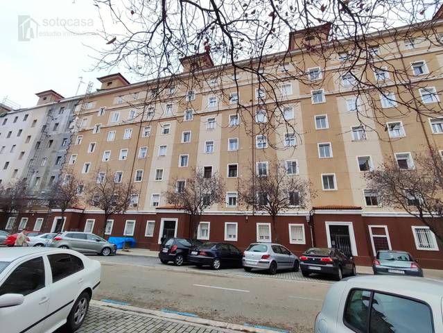 Piso en Venta en Emilia Pardo Bazán en Plaza de Toros