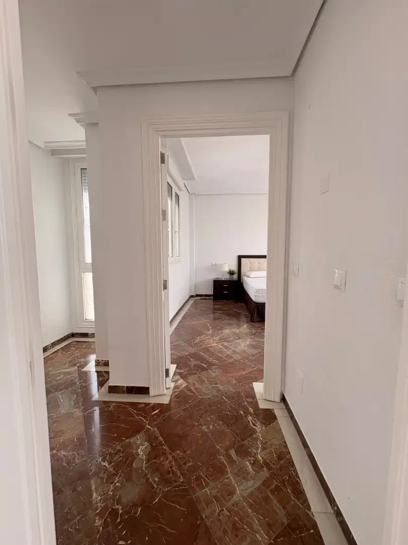 Flat for rent in Parque de Nicolás Salmerón, 11, Centro