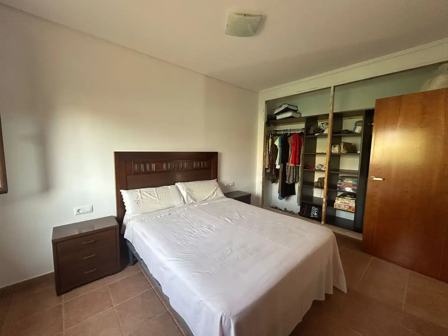 Habitación de Casa o chalet en venta en Santibáñez el Alto con Jardín privado, Trastero y Amueblado