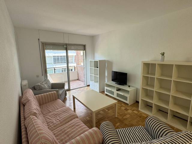 Piso en Alquiler en Calle DOS DE MAIG, 218 en El Camp de l'Arpa del Clot