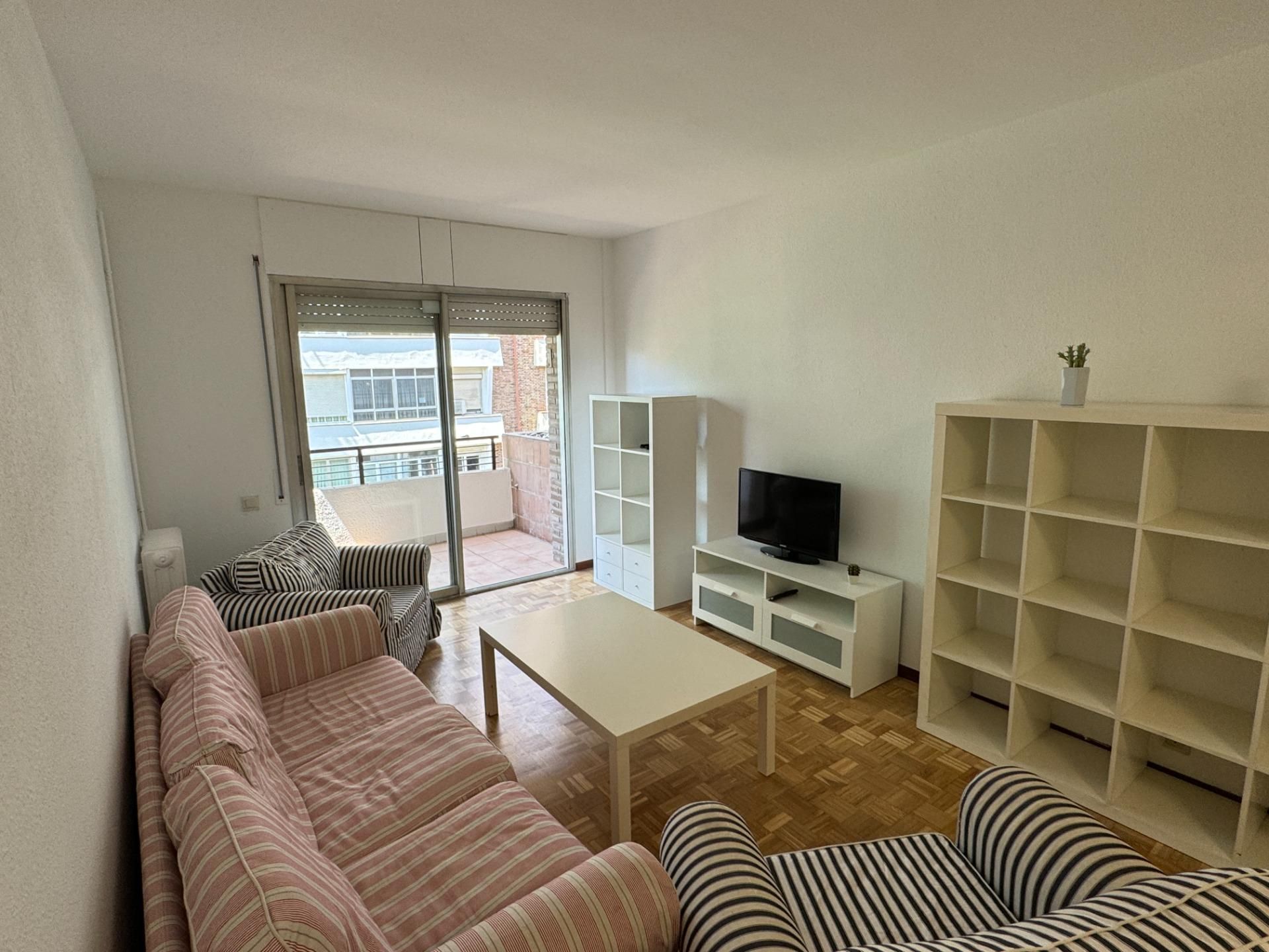 Piso de alquiler en Calle DOS DE MAIG, 218, El Camp de l'Arpa del Clot, Sant Martí