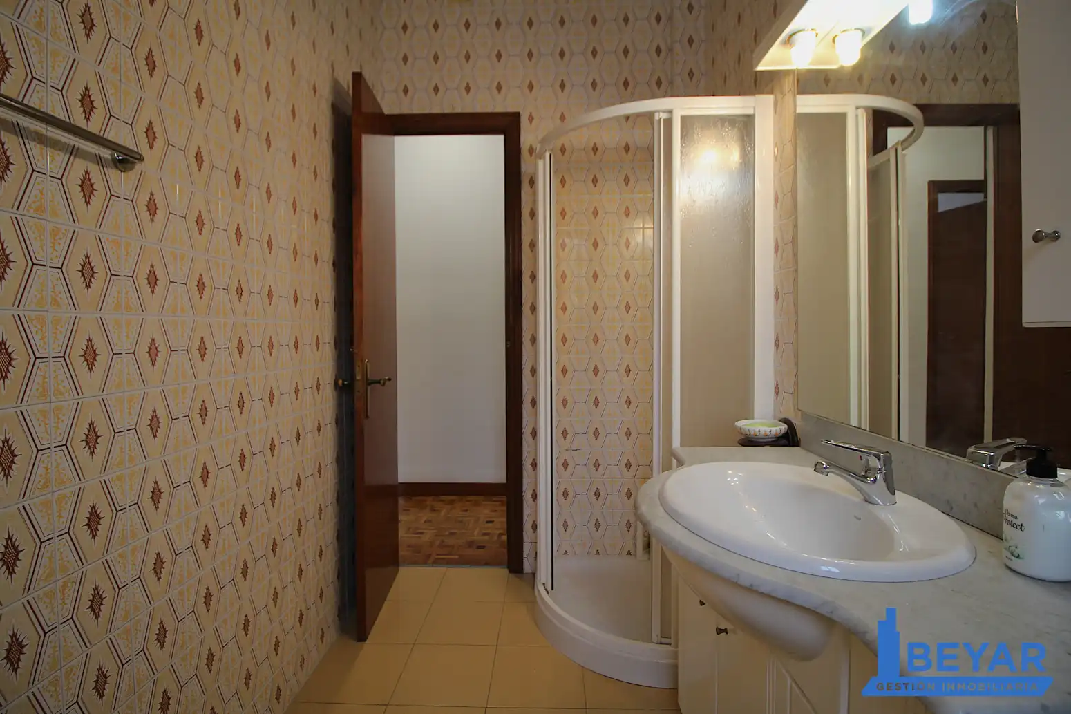 Baño de Piso en venta en Inmobiliaria - Barreda