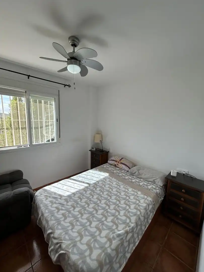 Habitación de Estudio de alquiler en El Garrobo, Sevilla