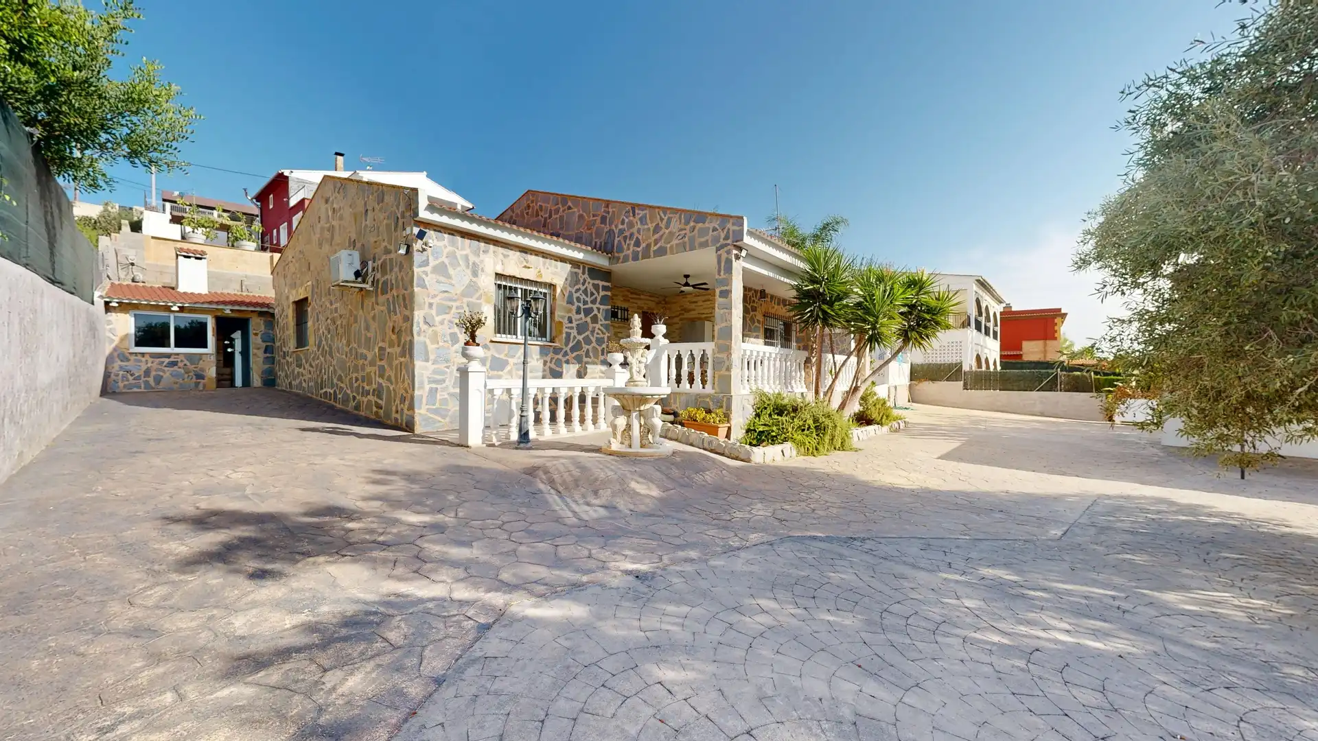 Vista exterior de Casa o chalet en venta en Torrent con Calefacción, Terraza y Trastero
