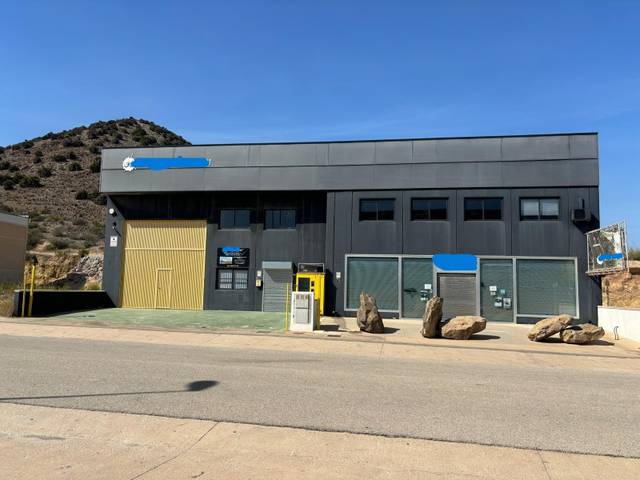 Nave industrial en Venta en Torreciega