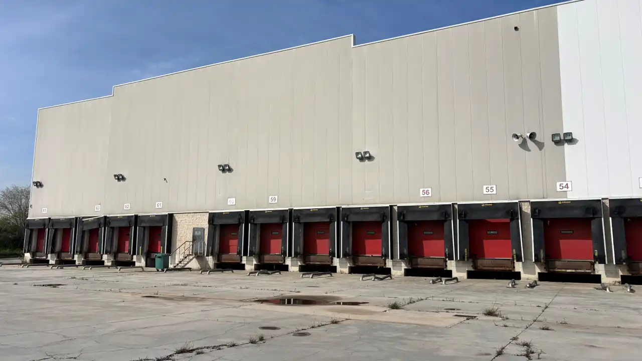 Nau industrial de lloguer a Avenida de las Morcilleras 40