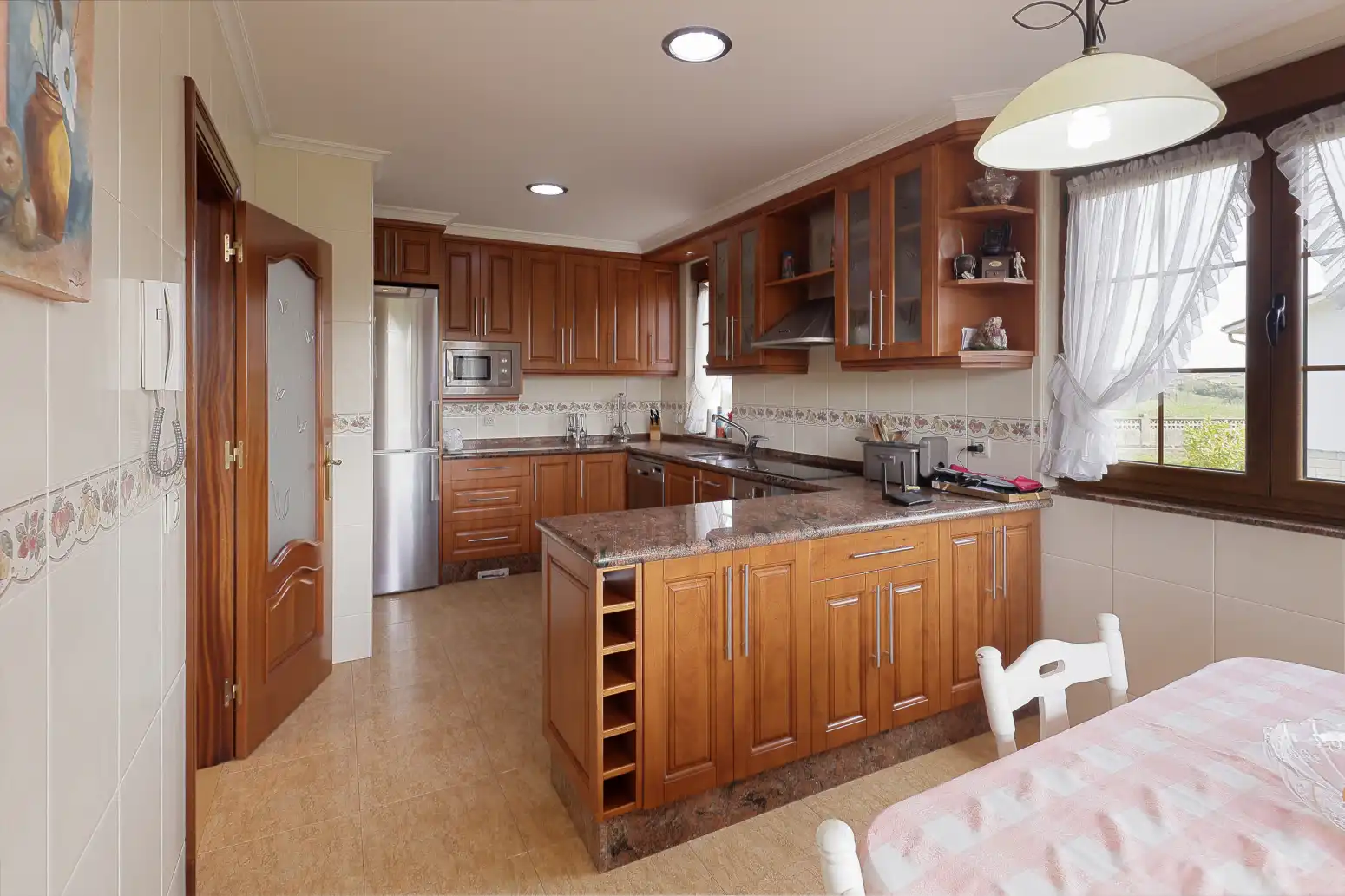 Cocina de Casa o chalet en venta en Gijón  con Calefacción, Parquet y Terraza