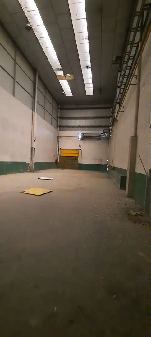 Nau industrial en venda en Montcada i Reixac