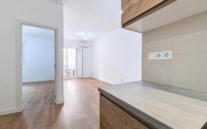 Kitchen of Flat for sale in  Barcelona Capital  with Air Conditioner and Balcony