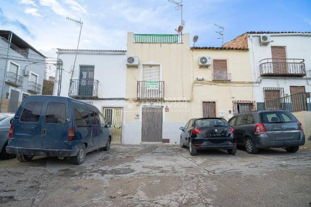Casa-chalet en Venta en C. Don Antonio Cuadros en Jódar