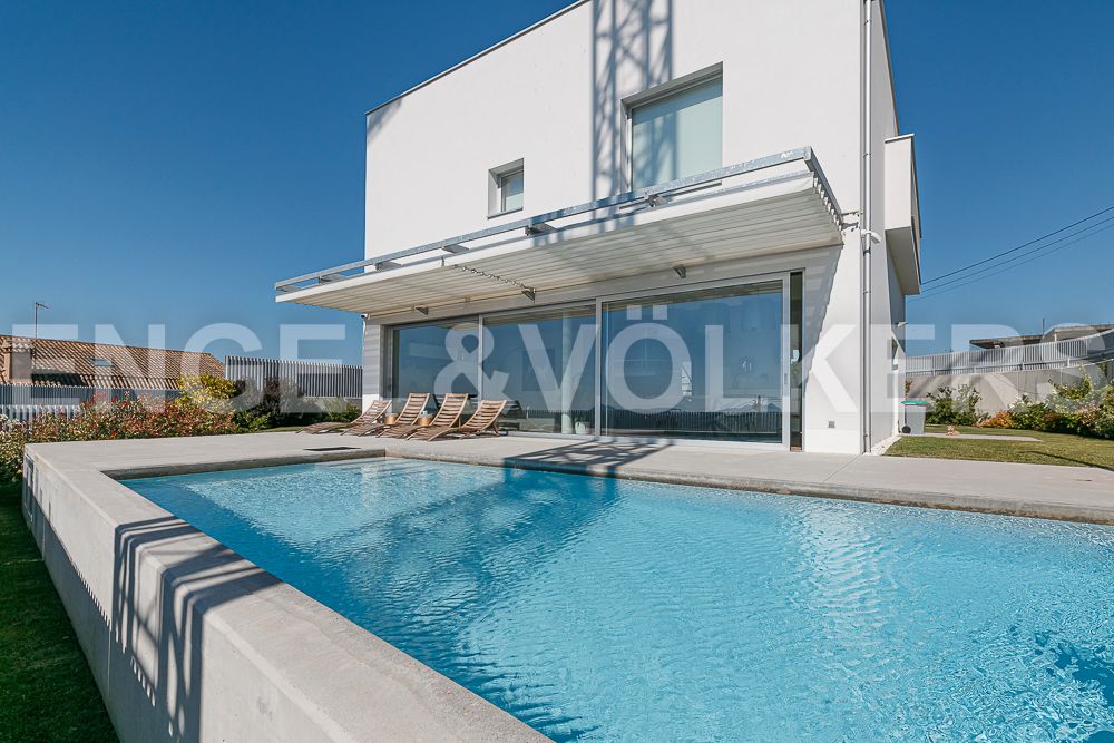 Piscina de Casa o chalet en venta en Vigo  con Calefacción