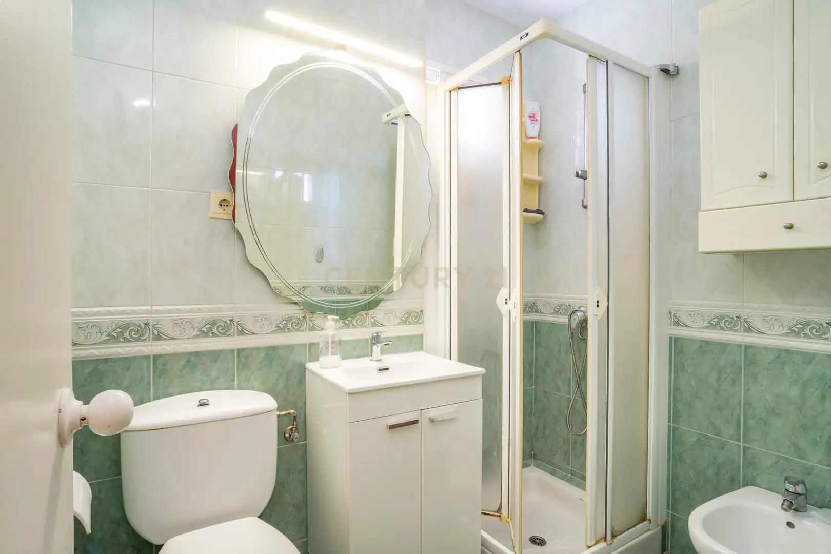 Bany de Apartament en venda en Fuengirola amb Aire condicionat, Forn i Rentadora