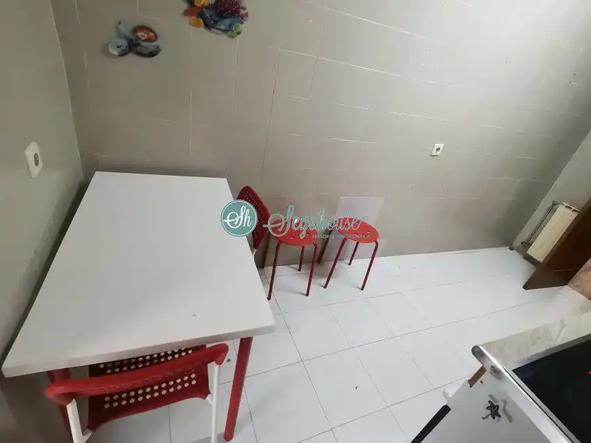 Piso en venta en Segovia con Calefacción, Parquet y Terraza