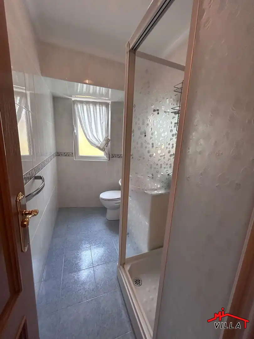 Baño de Piso en venta en Colindres con Amueblado