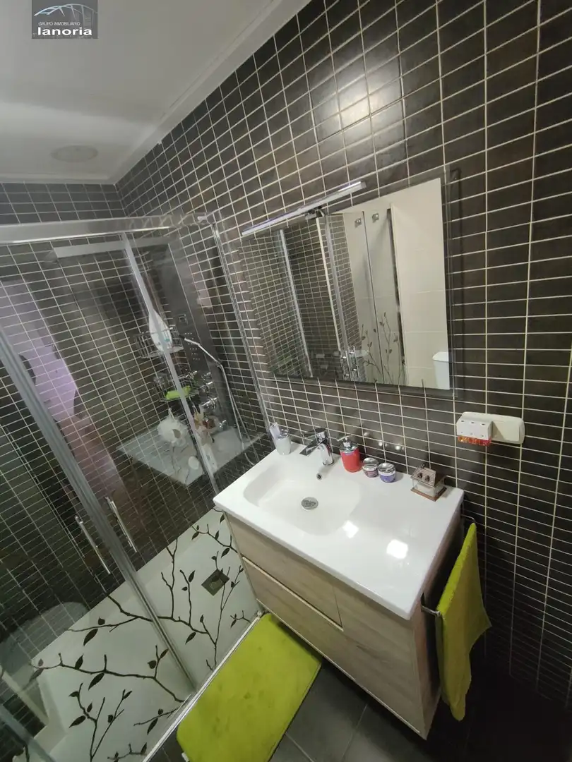 Baño de Casa adosada en venta en Albacete con Aire acondicionado, Calefacción y Terraza