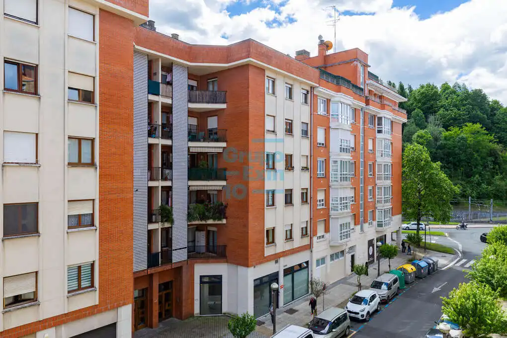 Vista exterior de Piso en venta en Donostia - San Sebastián  con Calefacción