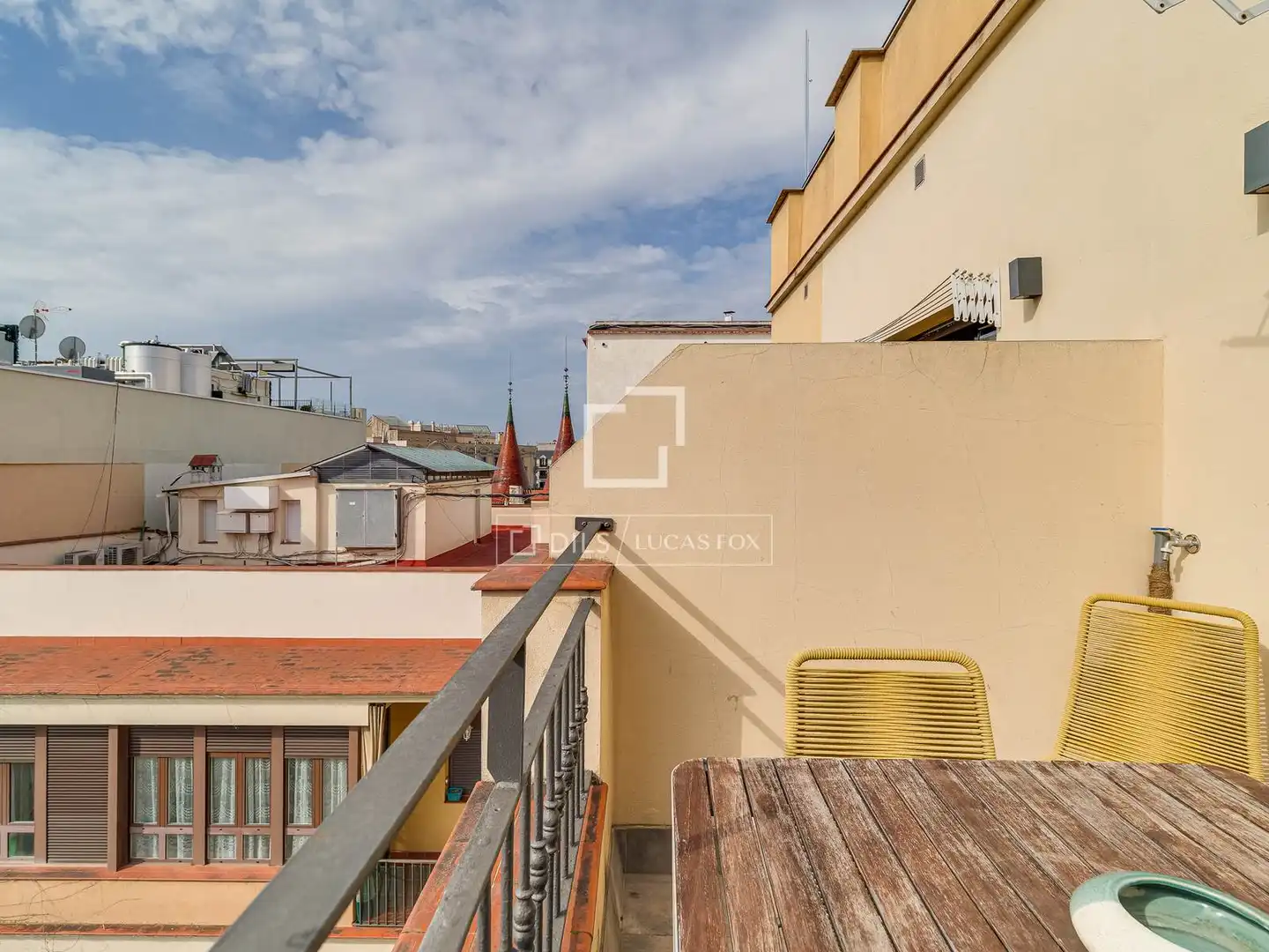 Terrasse von Dachboden zum Verkauf in Barcelona mit Klimaanlage, Heizung und Terrasse