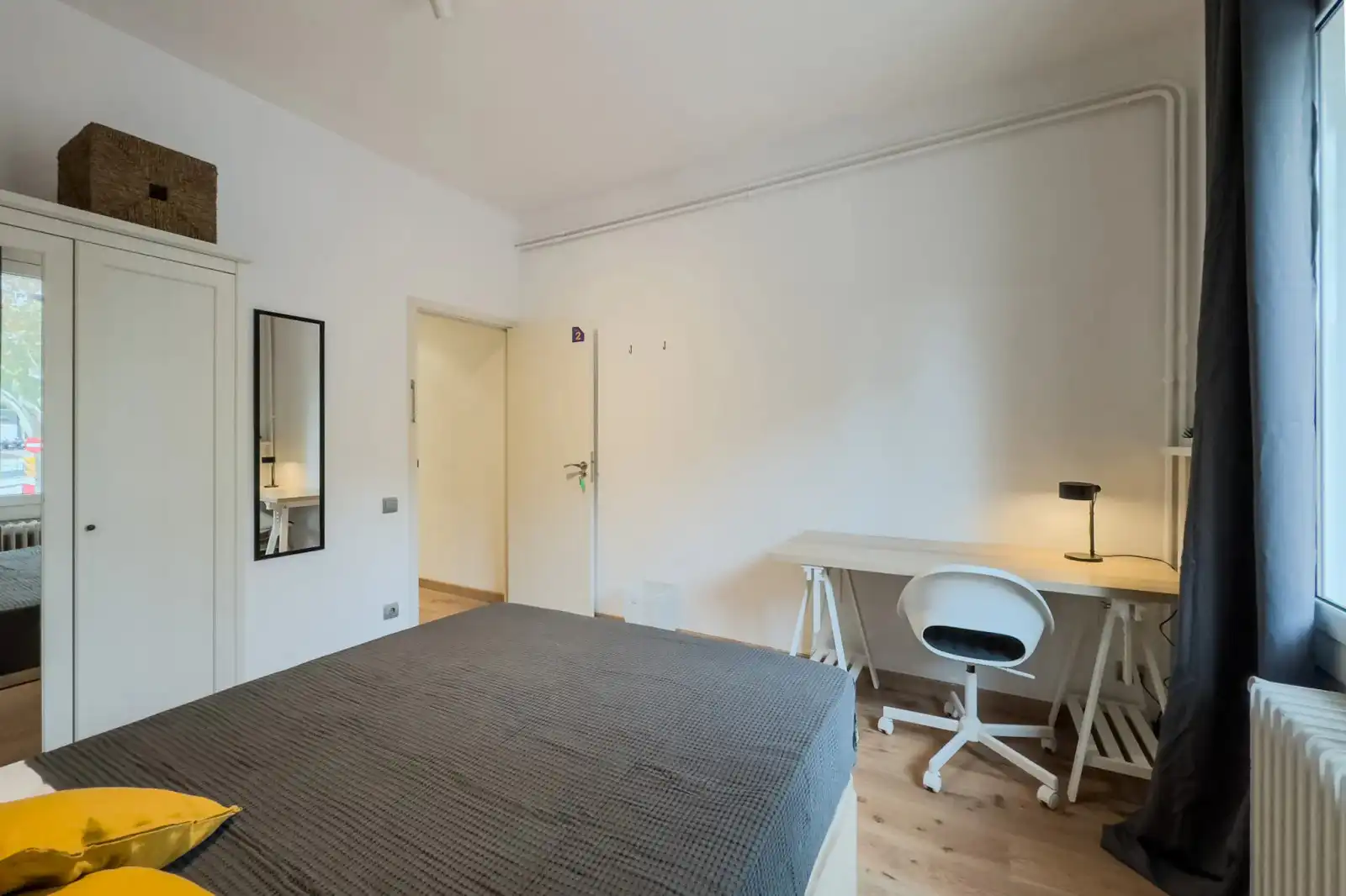 Habitación de Piso para compartir en Barcelona con Lavadora