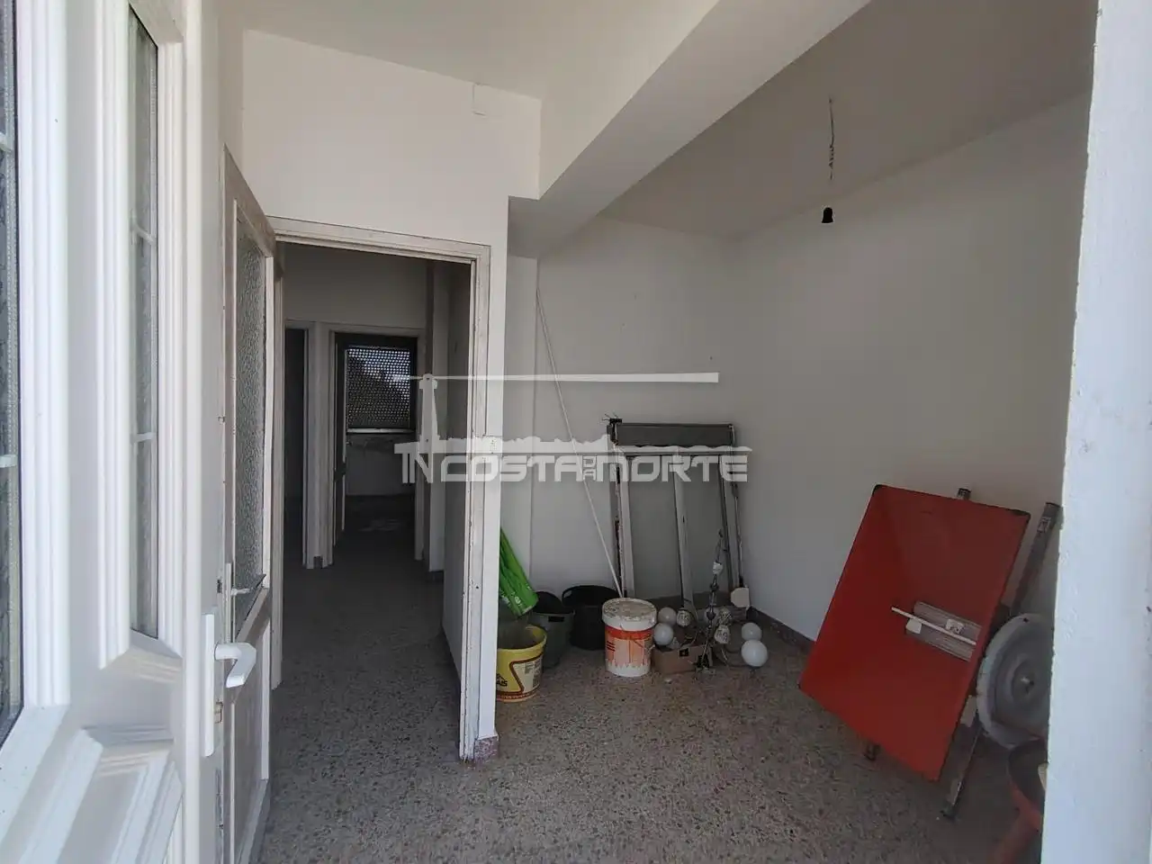 Duplexes for sale in Cee  with Storage room