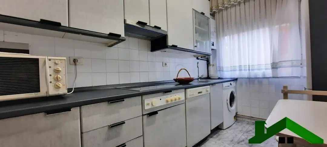 Wohnung zur Miete in Baztan Haranaren Plaza, San Ignacio - Elorrieta