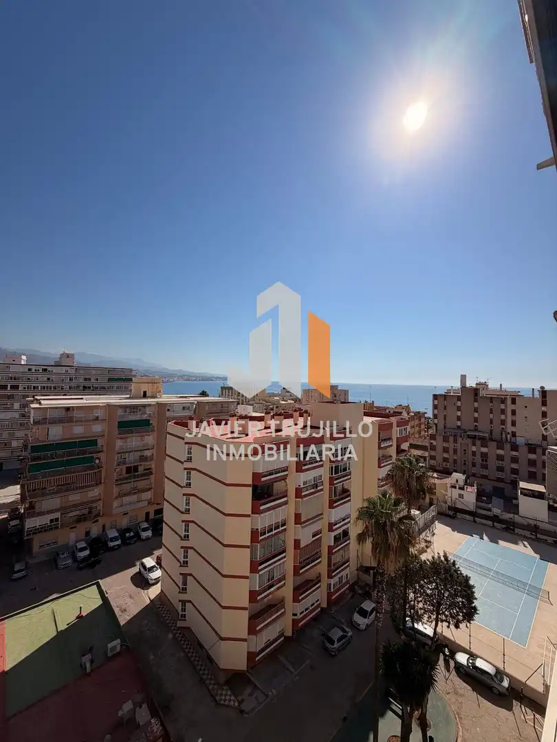Vista exterior de Apartamento en venta en Vélez-Málaga con Piscina