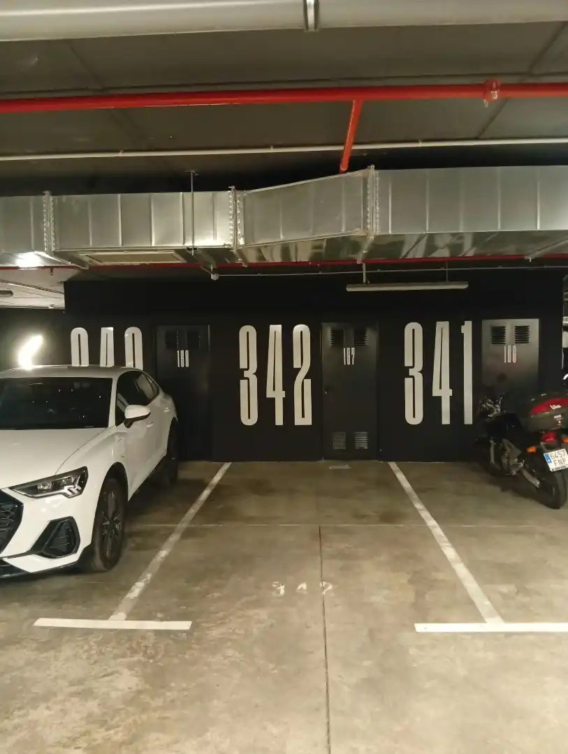 Individual with lift to rent in Avinguda de les Corts Valencianes 35, imagen 5