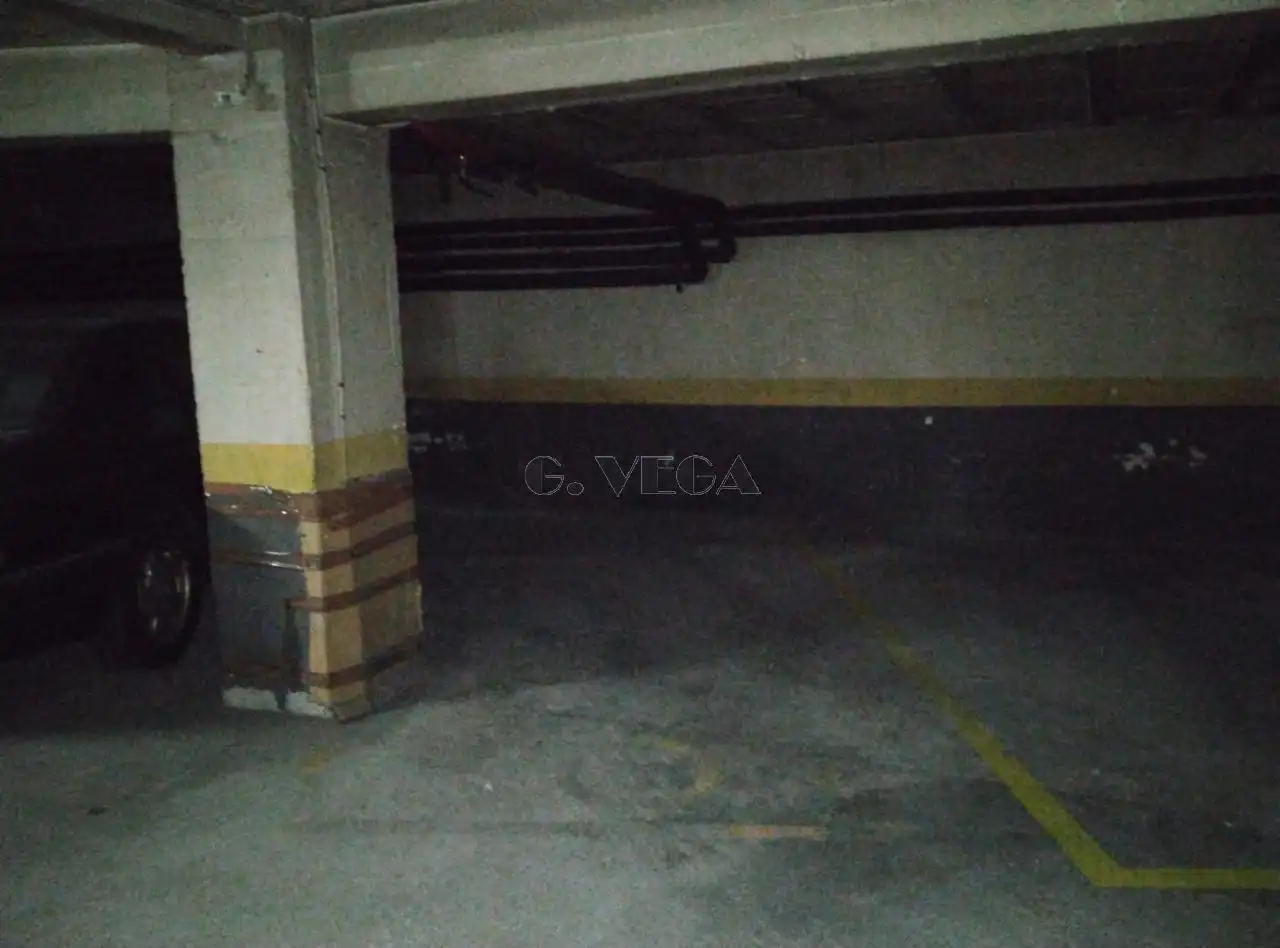 Aparcament de Garatge en venda en Vigo 
