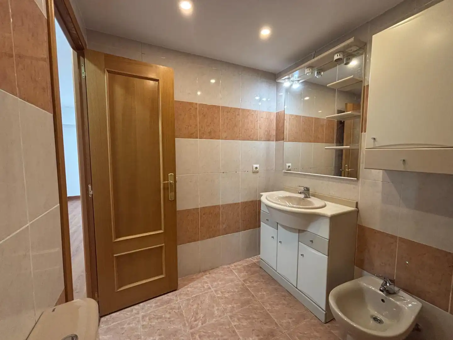 Flat with lift for sale in Calle CORONEL MONTESINOS, imagen 32