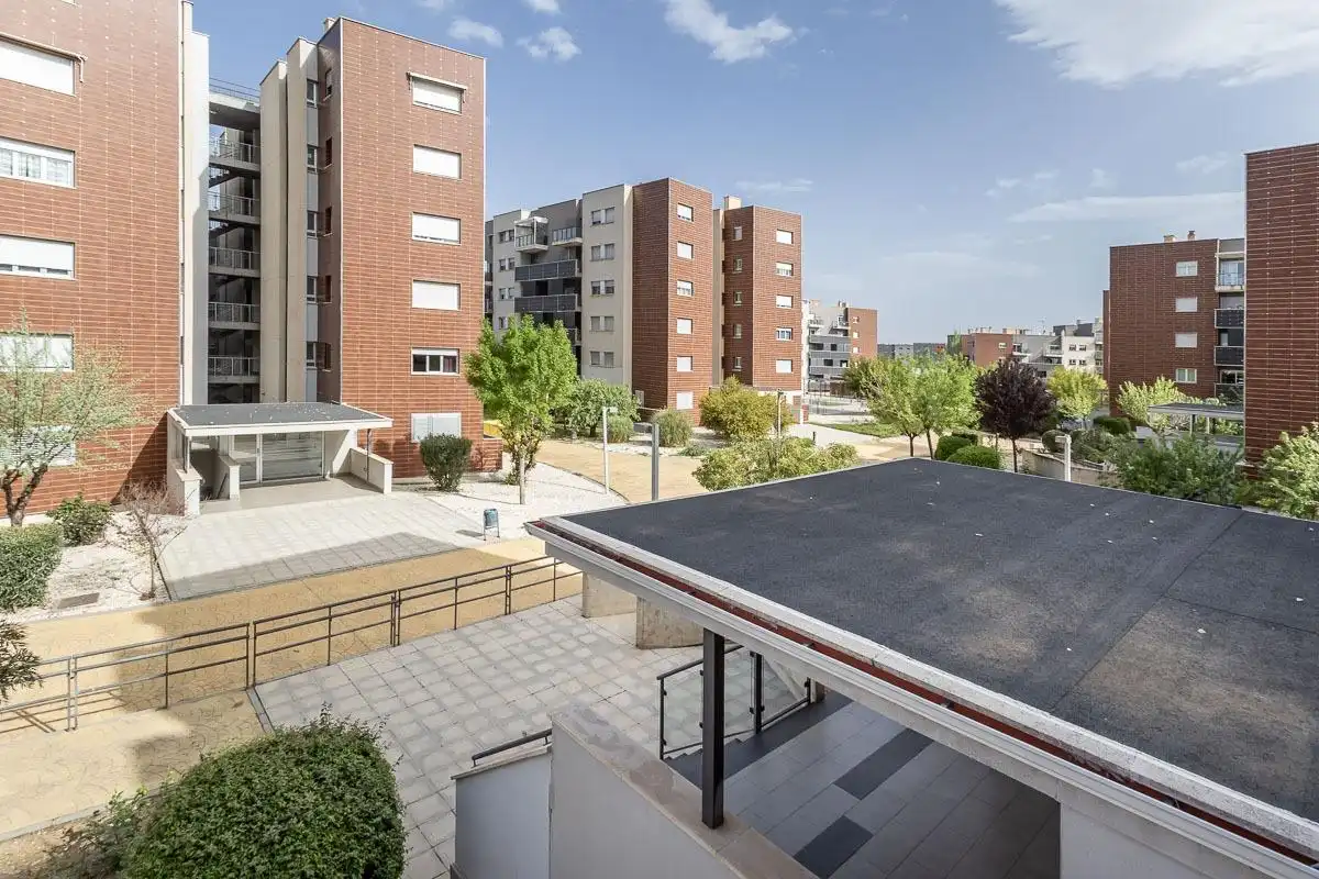 Terrassa de Pis en venda en Alhendín amb Aire condicionat, Calefacció i Jardí privat