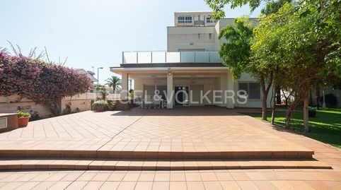 FABULOSA VILLA INDEPENDIENTE