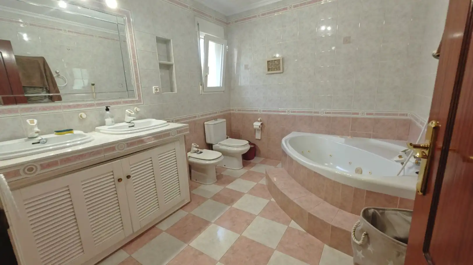 Bathroom of Houses for sale in Dénia  with Air Conditioner, Heating and Private garden