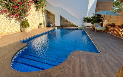 Swimming pool of House or chalet for sale in Rincón de la Victoria  with Air Conditioner, Terrace and Swimming Pool