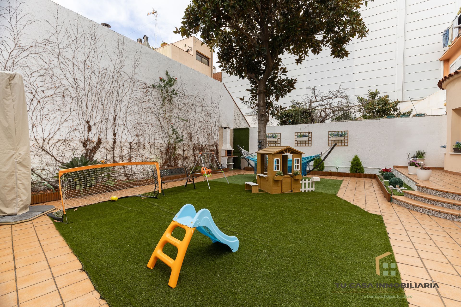 Terrace of Single-family semi-detached for sale in Badalona  with Air Conditioner, Heating and Private garden