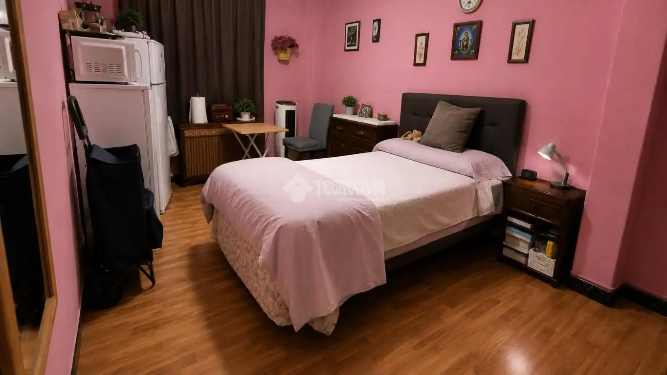 Habitación de Piso en venta en Zaragoza con Calefacción, Parquet y Amueblado