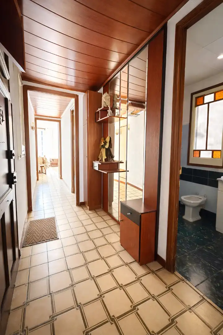 Piso en venta en Barcelona con Balcón