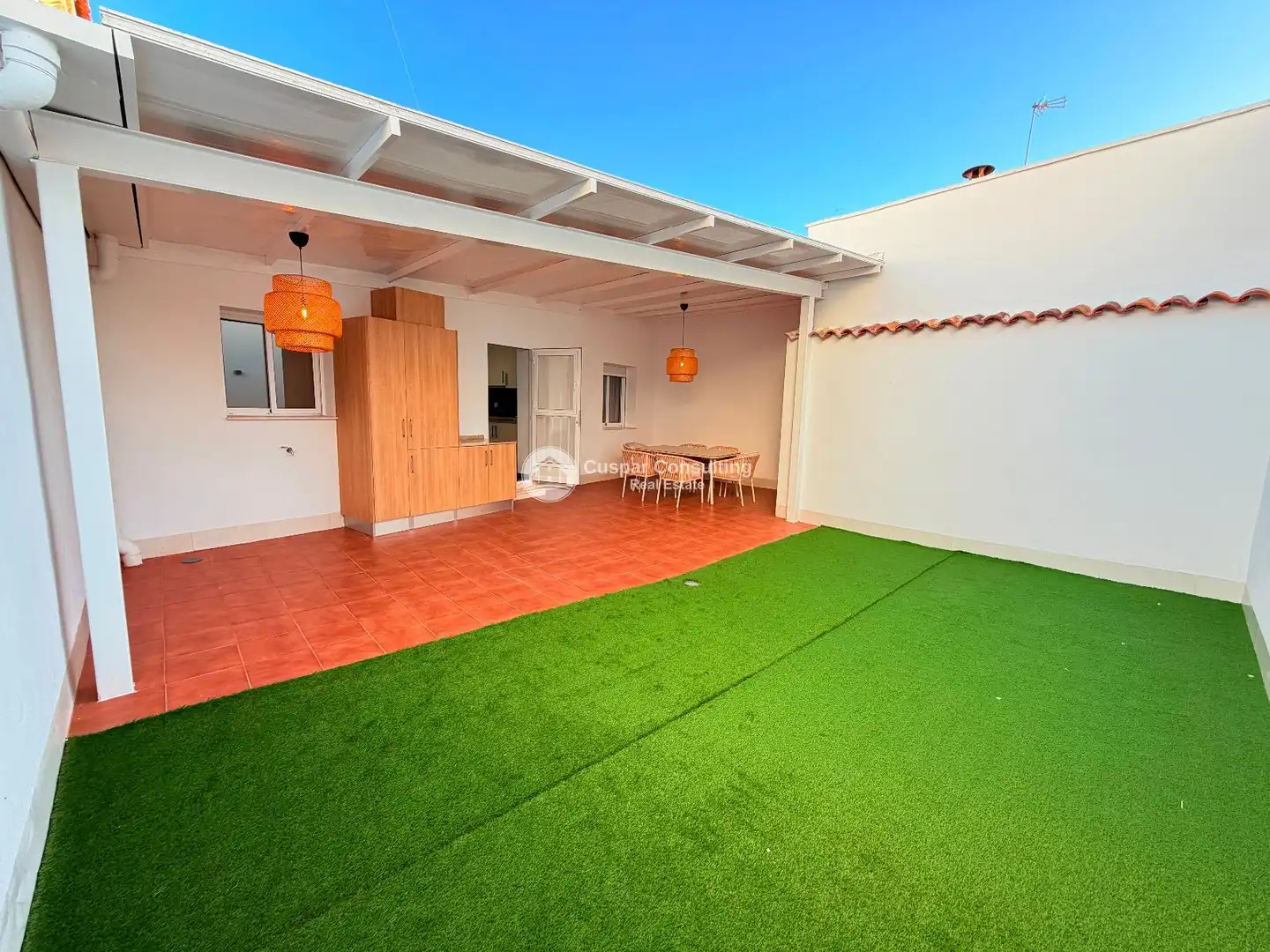Terrasse von Einfamilien-Reihenhaus zur Miete in San Javier mit Klimaanlage, Heizung und Privatgarten