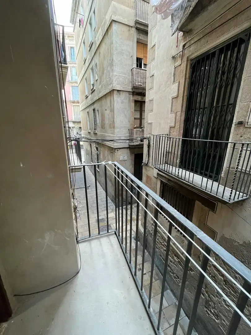 Terrassa de Pis per a compartir en Barcelona amb Rentadora