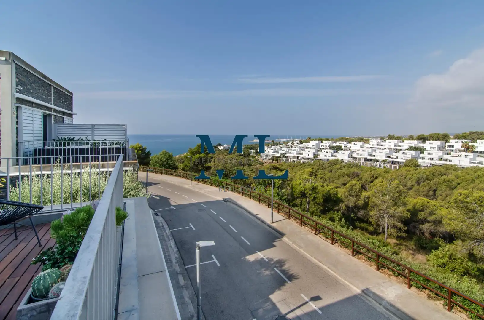 Vista exterior de Dúplex en venta en Sant Pere de Ribes con Calefacción, Jardín privado y Piscina
