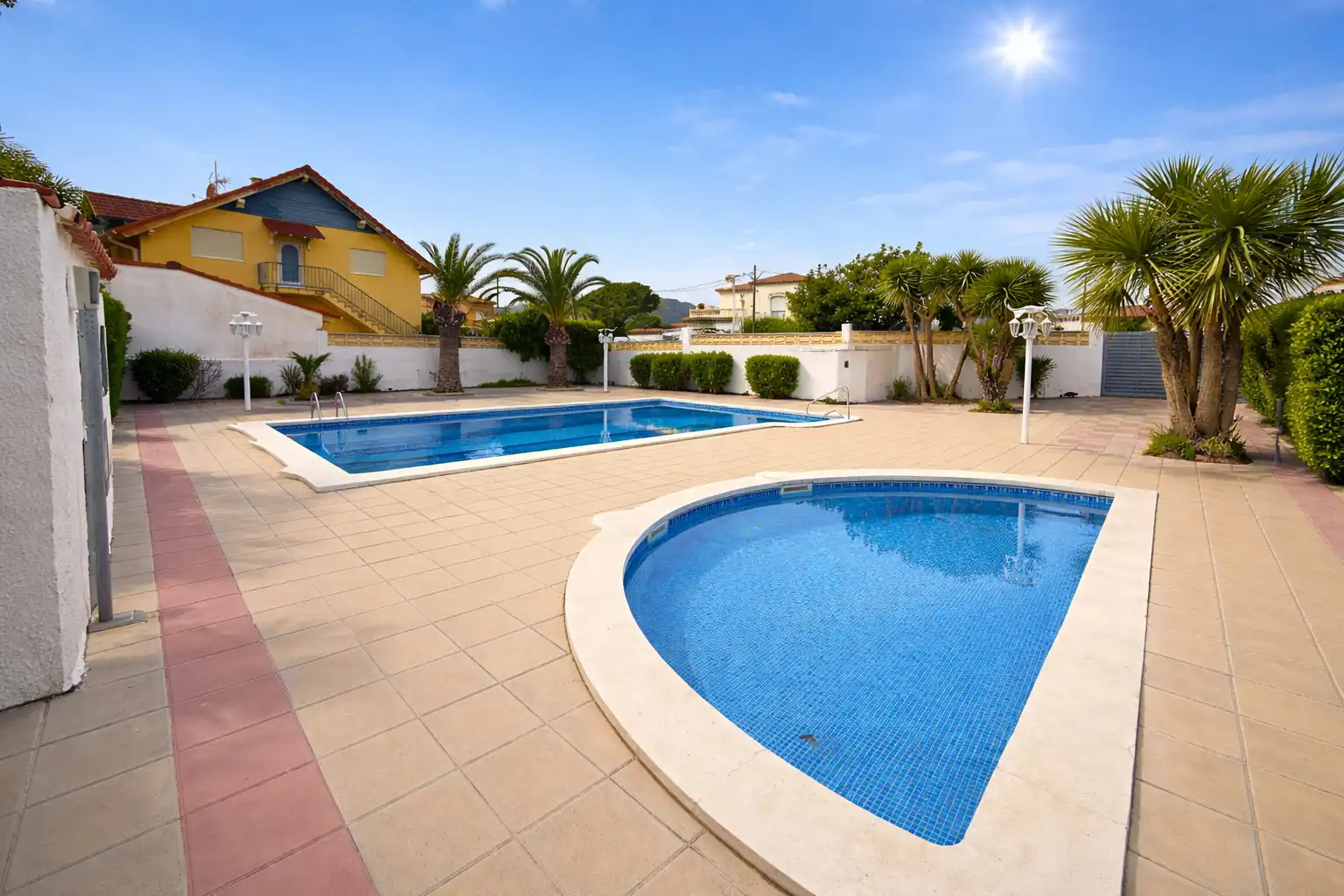 Piscina de Apartamento en venta en Mont-roig del Camp con Aire acondicionado, Calefacción y Jardín privado