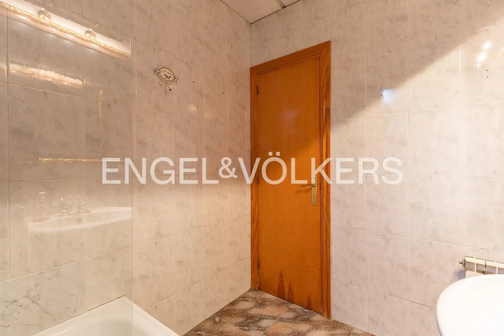 Baño de Casa o chalet en venta en Castellar del Vallès con Aire acondicionado, Calefacción y Jardín privado