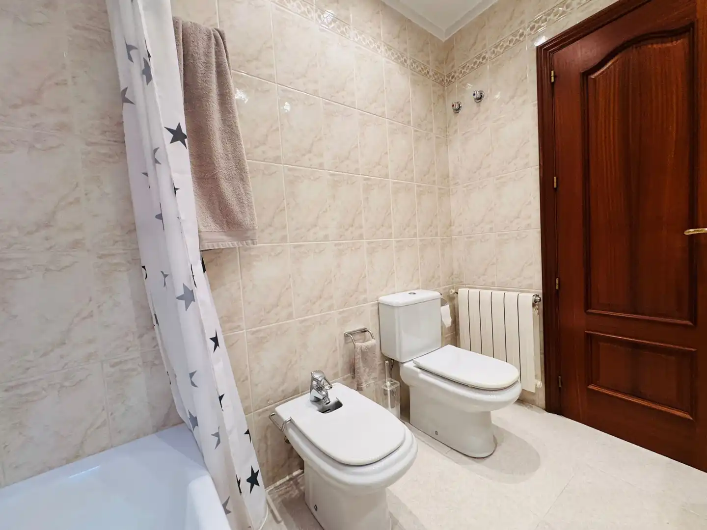 Baño de Casa o chalet en venta en Figueres con Aire acondicionado, Calefacción y Terraza